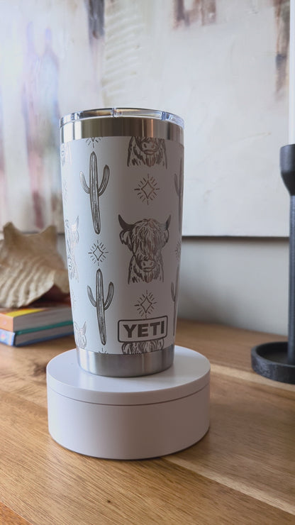 "Highland Cow" 360° Laser Engraved Tumbler - Rustic Farmhouse Gift for Highland Cow Lovers & Country Aesthetic