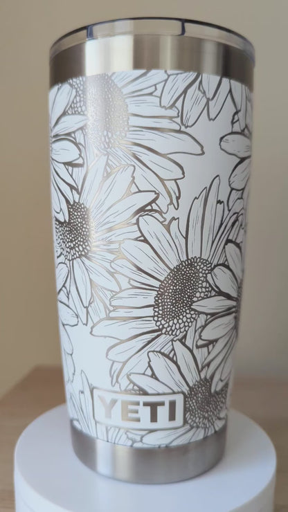 "Daisy Dreamin'" 360° Laser Engraved Tumbler - Floral Gift for Flower Lovers & Gardeners - Authentic YETI